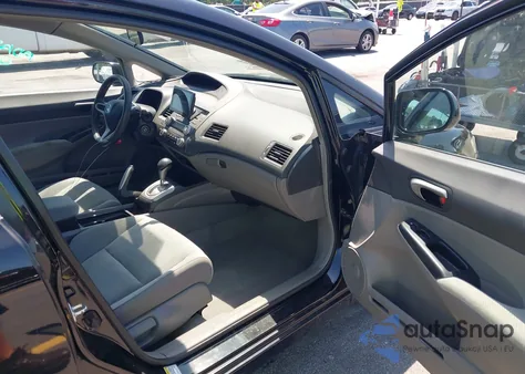 2011 Honda Civic Lx z USA, uszkodzony, nr VIN 2HGFA1F58BH532466